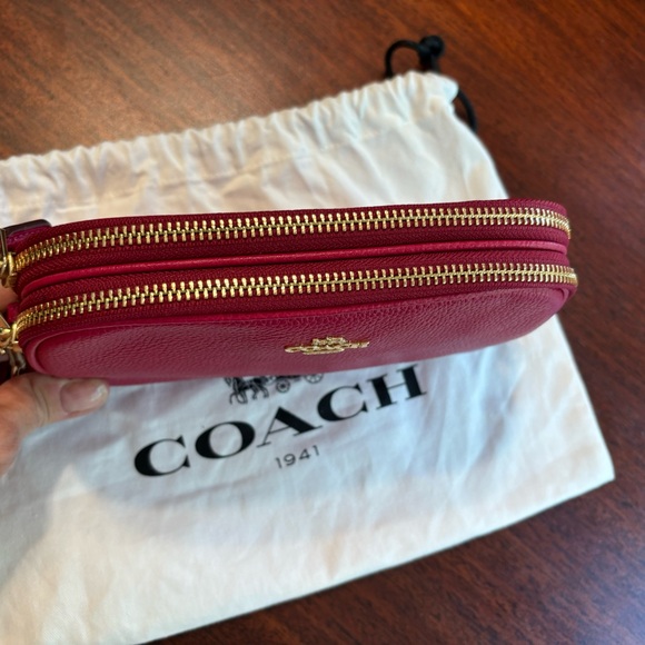 Coach Purse ECU Red Small. - Picture 5 of 7